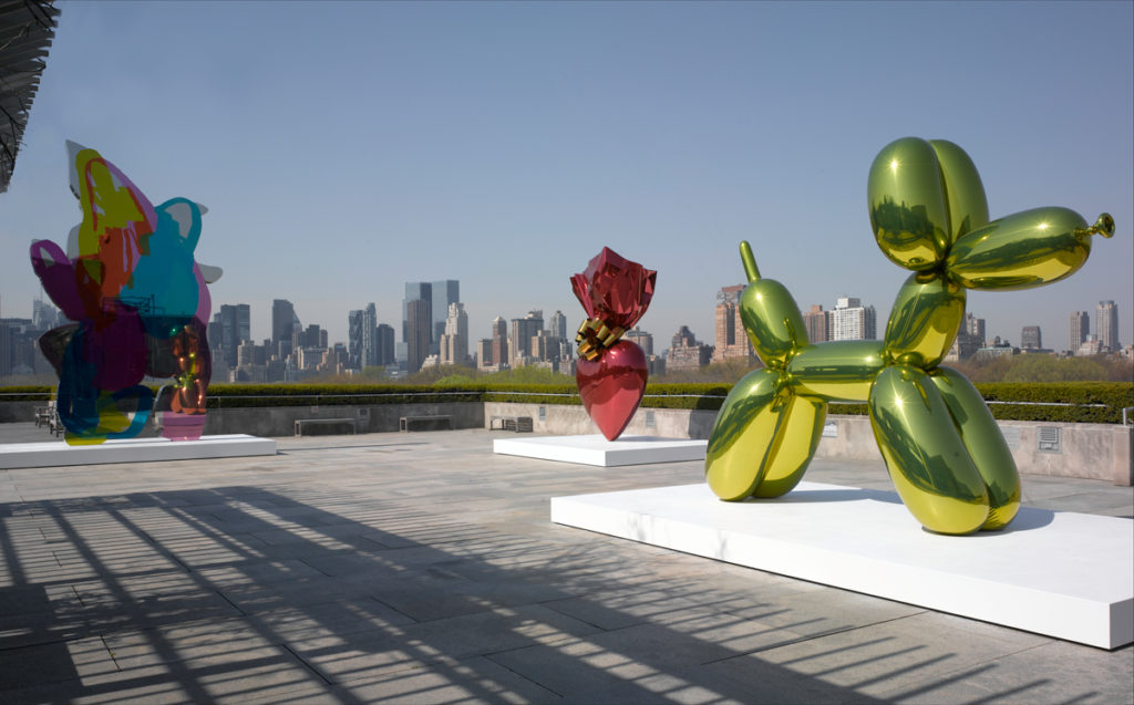 Collector Sues Gagosian Gallery, Jeff Koons Studio for 'Non-Delivery' of  Three Sculptures | Judd Tully